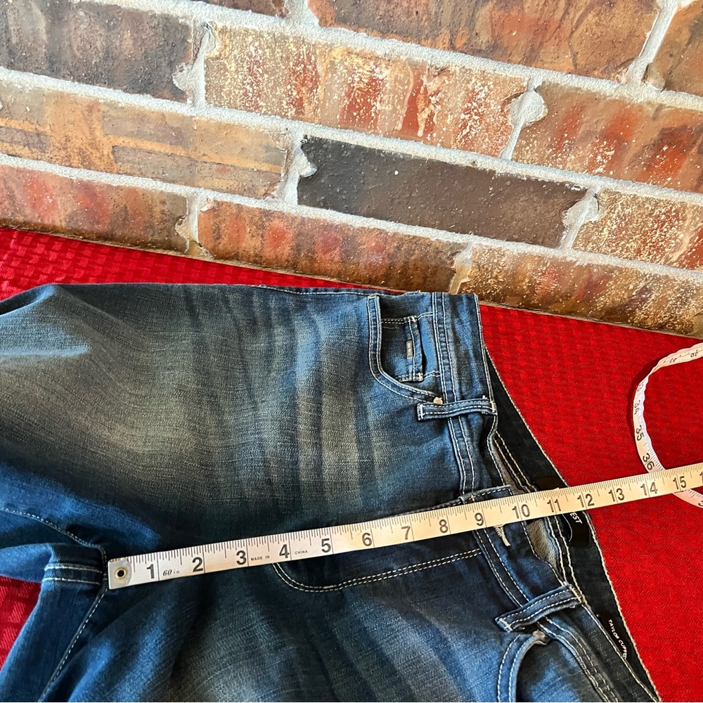Nine West Women's Dark Wash Cuffed Capri Jeans Size:12 - Picture 5 of 7